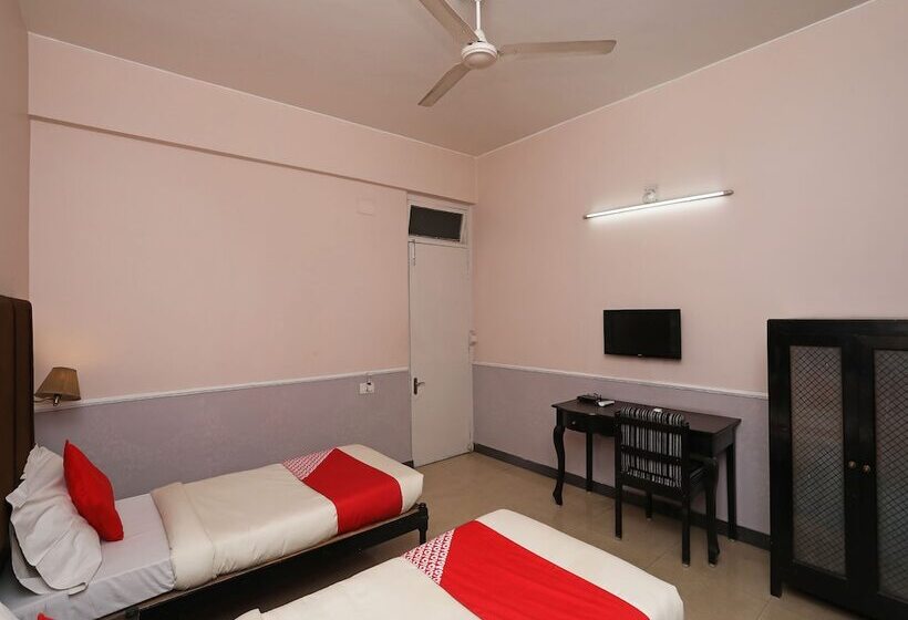 فندق Nihar By Oyo Rooms