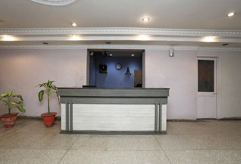 فندق Nihar By Oyo Rooms