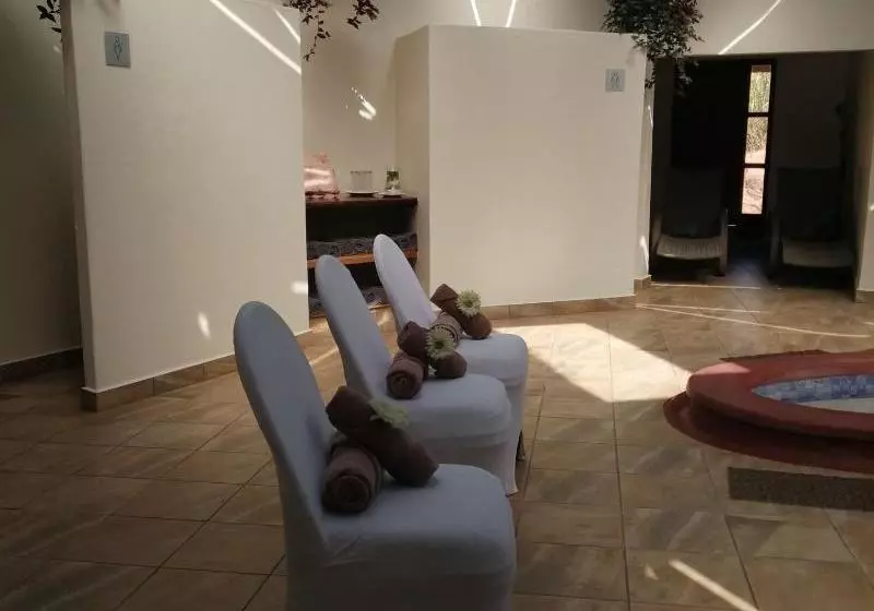 Hotelli Kianga Lodge & Venue