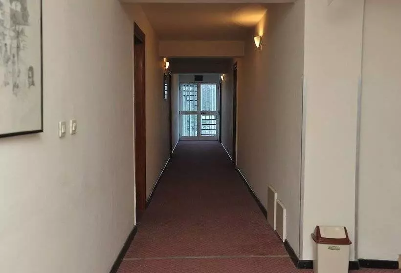 هتل Semein