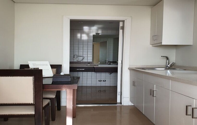 The Parisian Hotel Lebanon