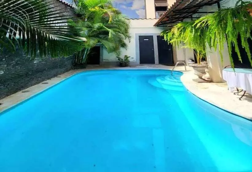 هتل Villa Antigua