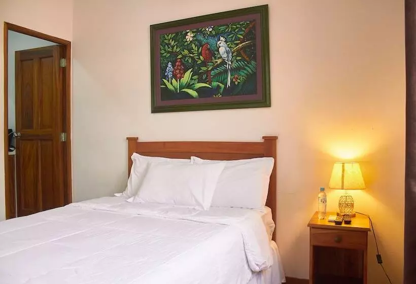 هتل Villa Antigua