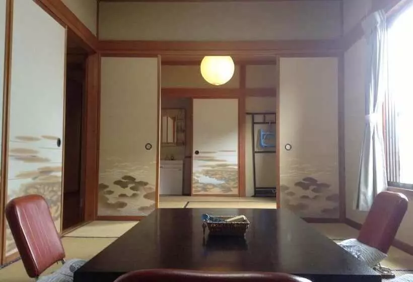 Ryokan Robatakan