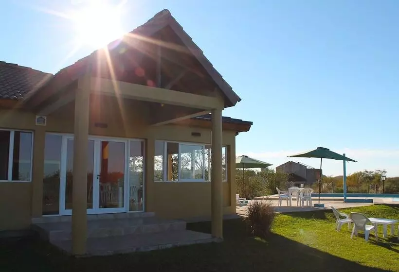 Brisas Del Lago Apart & Hotel Federacion