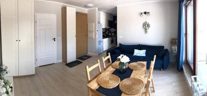 Waterlane Island Hostel&apartments