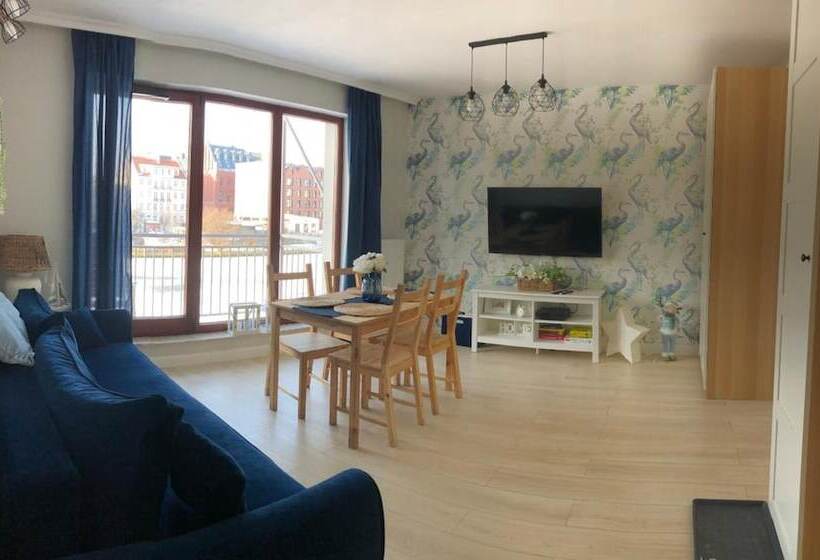 Waterlane Island Hostel&apartments