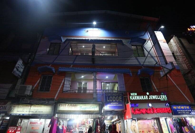 Hotel Continental & Lodge By Oyo Rooms