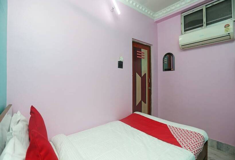 Hotel Continental & Lodge By Oyo Rooms
