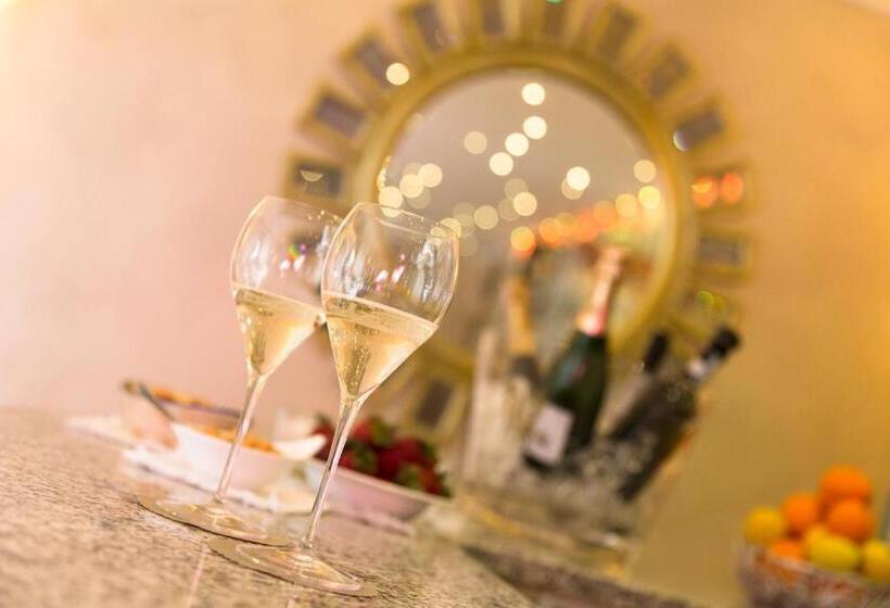 فندق La Gardenia & Villa Oleandra