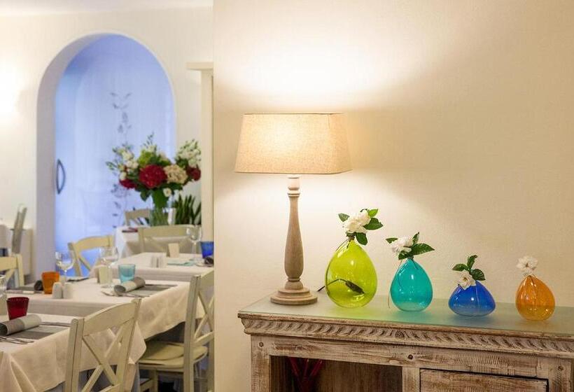 فندق La Gardenia & Villa Oleandra