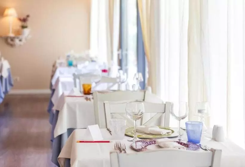Hotelli La Gardenia & Villa Oleandra