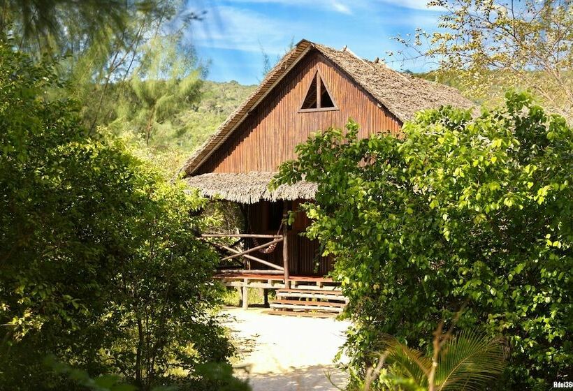 هتل Naturalia Lodge