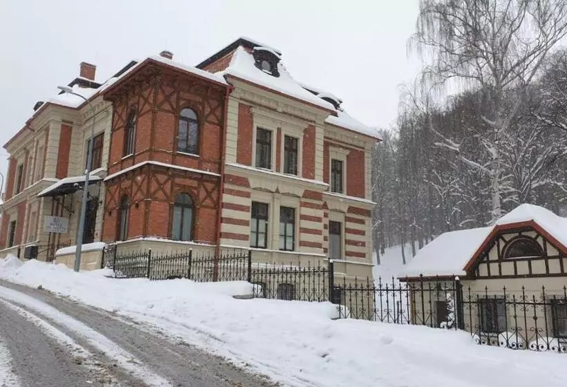 Hotelli Pensjonat Petite Charlotta