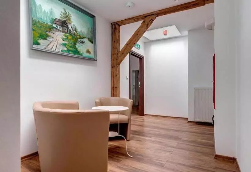 Hotelli Pensjonat Petite Charlotta