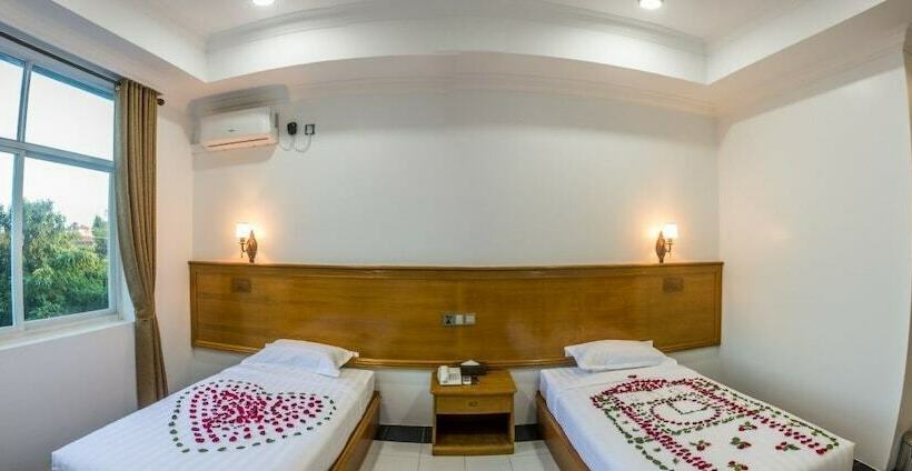 هتل Shwe Pyi Thain Kha