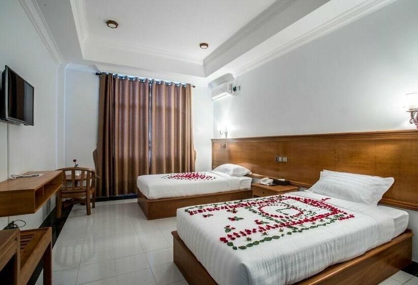 هتل Shwe Pyi Thain Kha