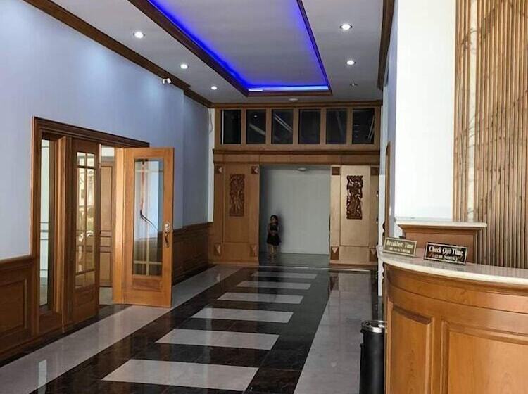 هتل Shwe Pyi Thain Kha