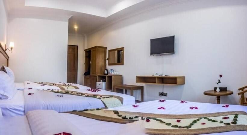 هتل Shwe Pyi Thain Kha