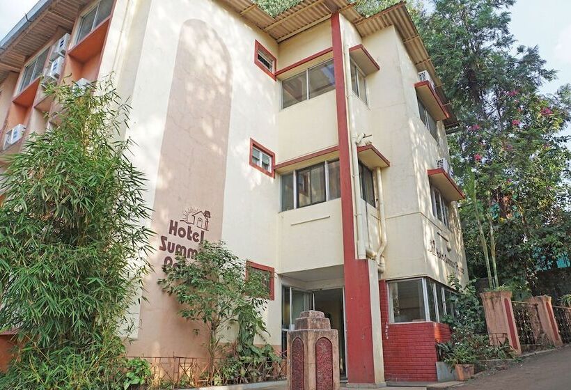 ホテル Summer Palace By Oyo Rooms