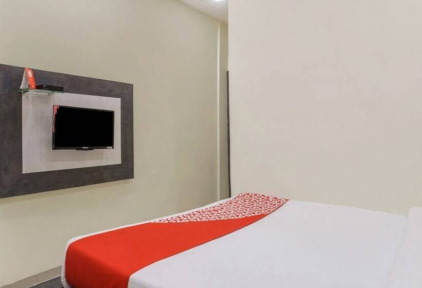 ホテル Summer Palace By Oyo Rooms