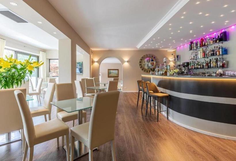 فندق La Gardenia & Villa Oleandra