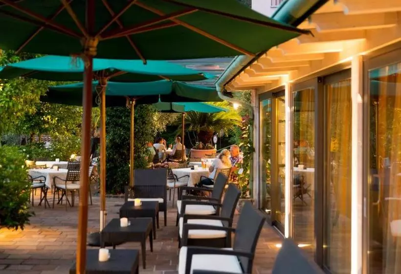 Hotelli La Gardenia & Villa Oleandra