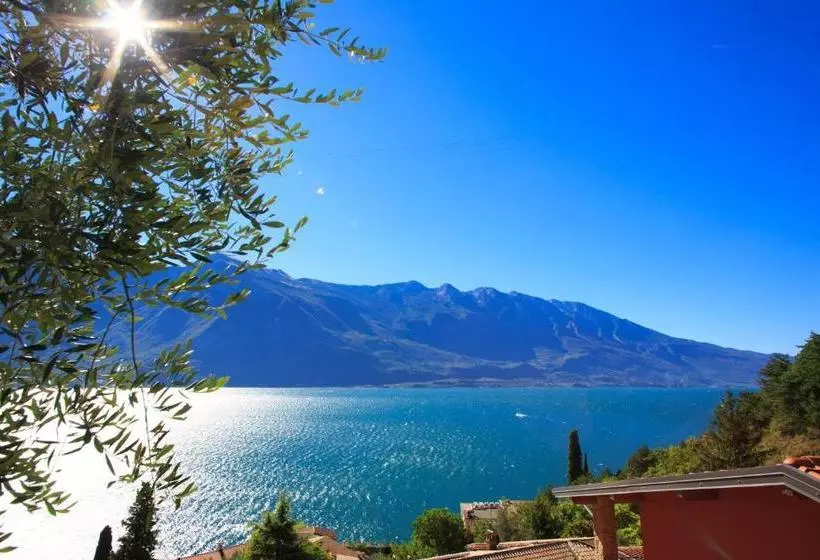 Hotelli La Gardenia & Villa Oleandra