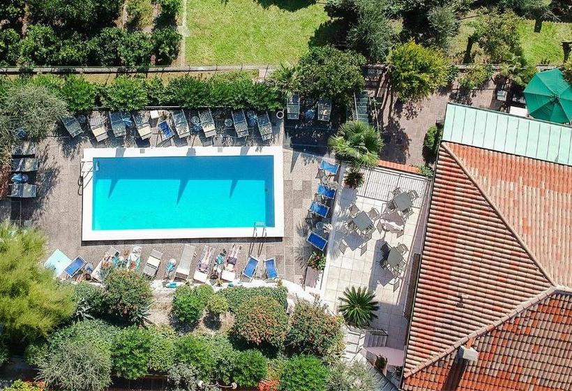 فندق La Gardenia & Villa Oleandra