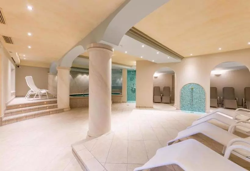 Hotelli La Gardenia & Villa Oleandra