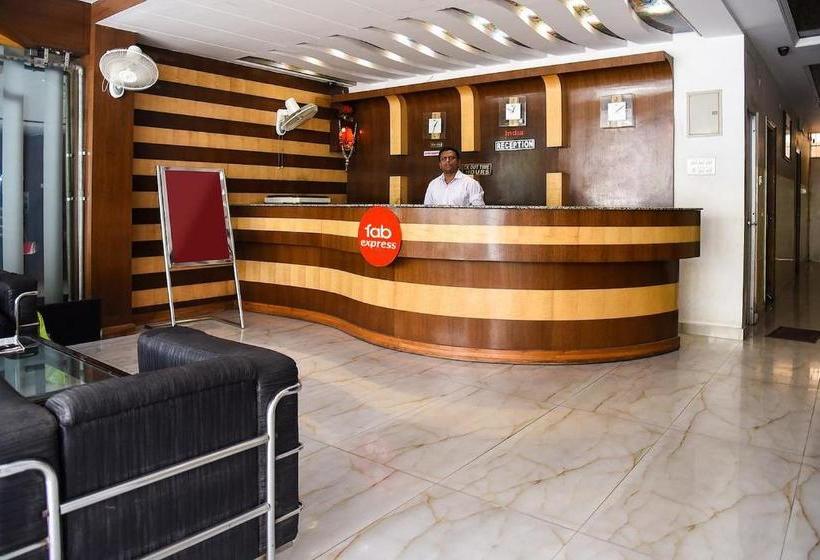 호텔 Fabexpress Buddha International