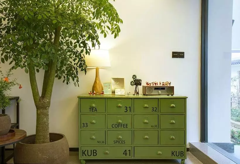 Hotelli Hangzhou Backlighting Inn