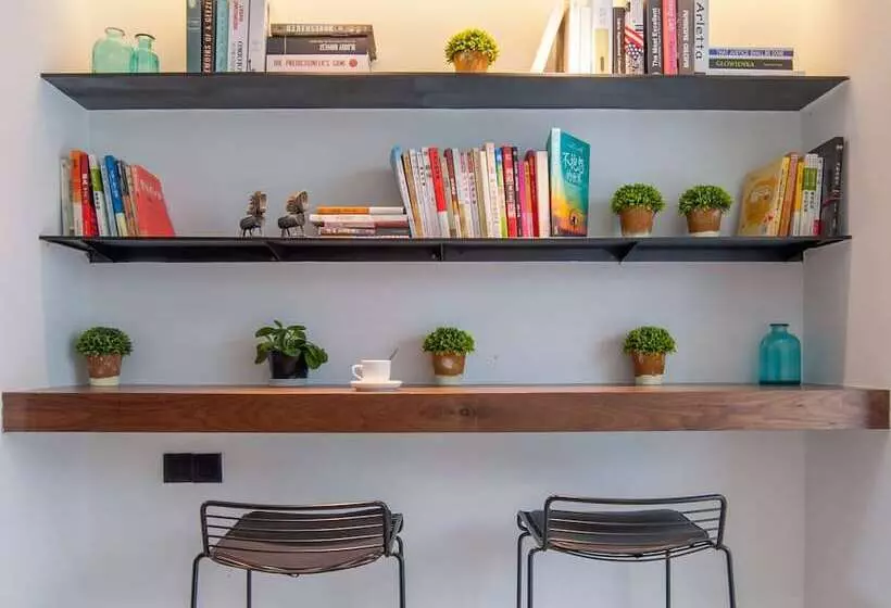 Hotelli Hangzhou Backlighting Inn