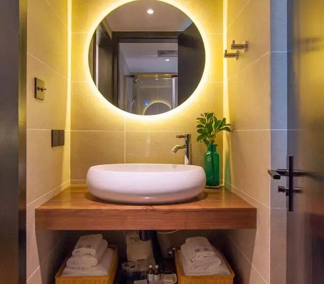 Hotelli Hangzhou Backlighting Inn