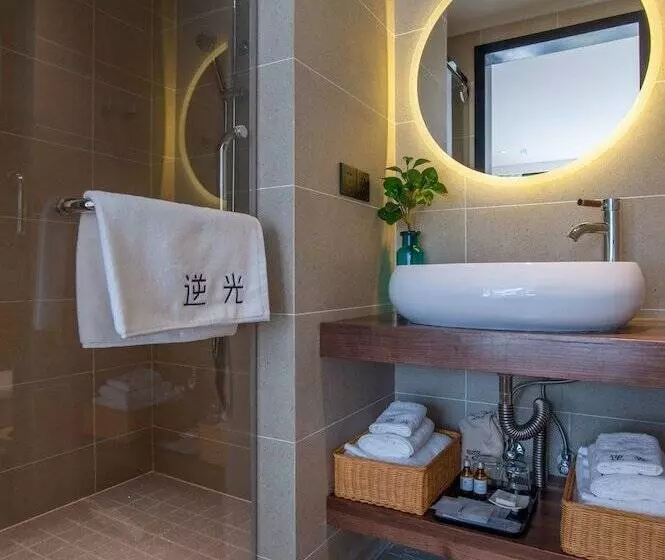 Hotelli Hangzhou Backlighting Inn