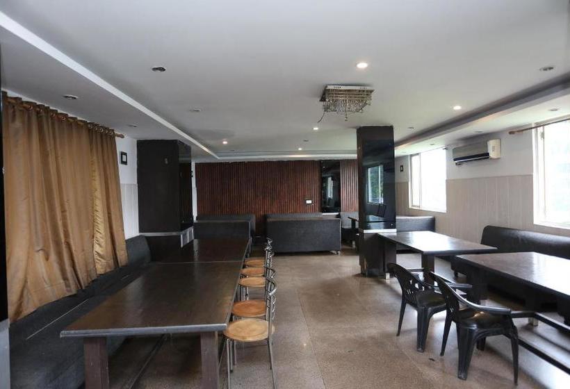 Hotel Marigold Drive Inn  By Oyo Rooms