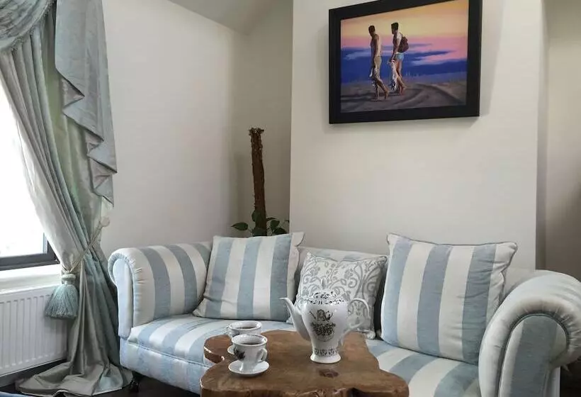 No50 Boutique Bed & Breakfast
