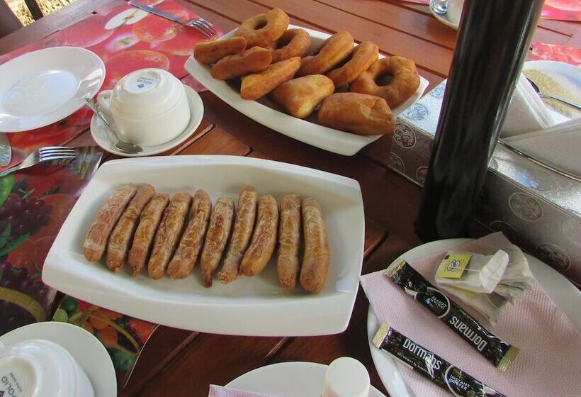 Retro Boutique Hotel Limited