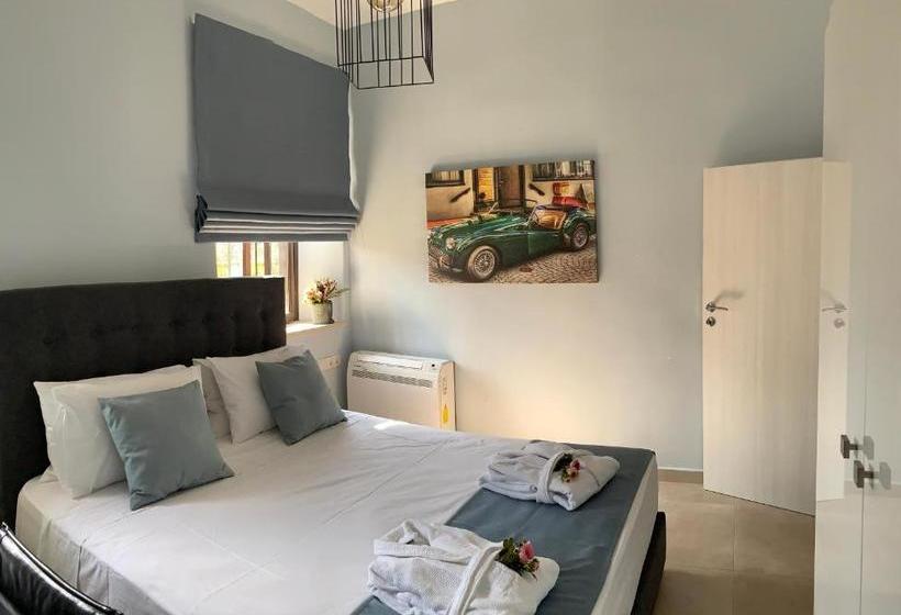 Sperveri Della Regina