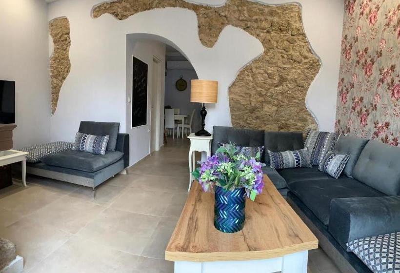 Sperveri Della Regina