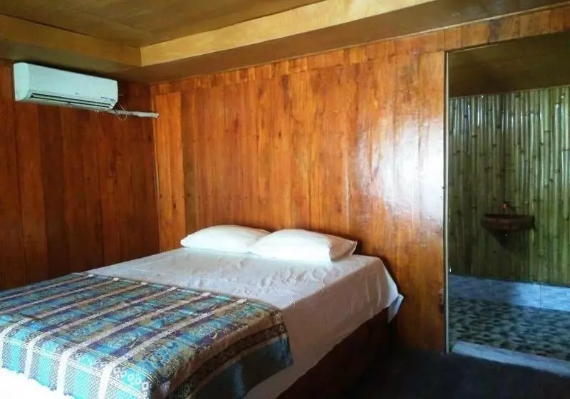 ベッドアンドブレックファースト Black Horse Meno