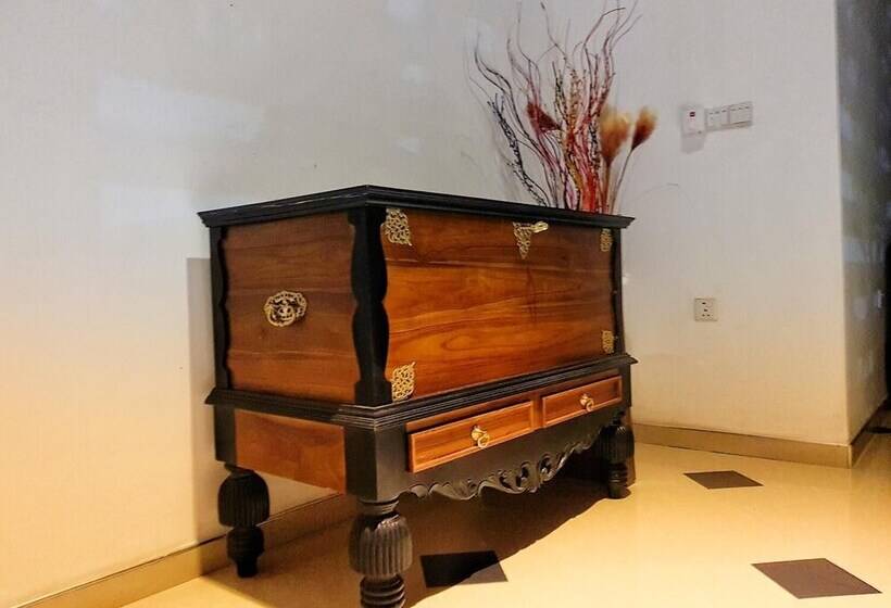 فندق Livinya Holiday Resort