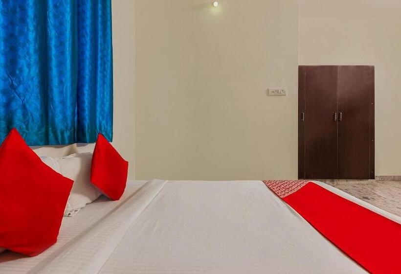 فندق Oyo 15391 Flagship Mehdipatnam