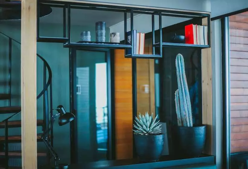 هتل Quadrum Ski & Yoga Resort