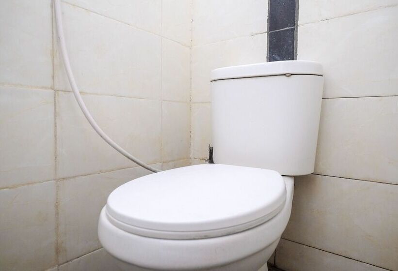 בית מלון כפרי Reddoorz Near Politeknik Manado