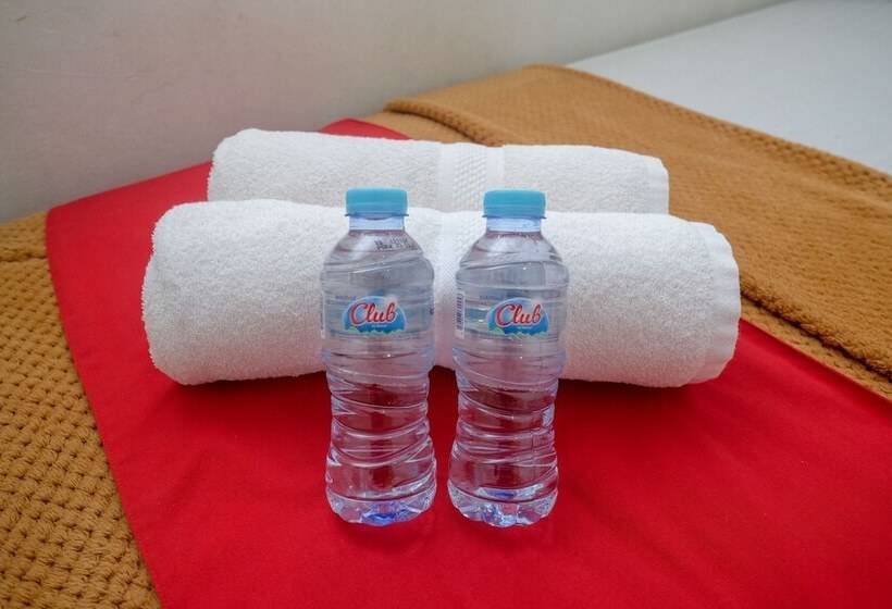 בית מלון כפרי Reddoorz Near Politeknik Manado