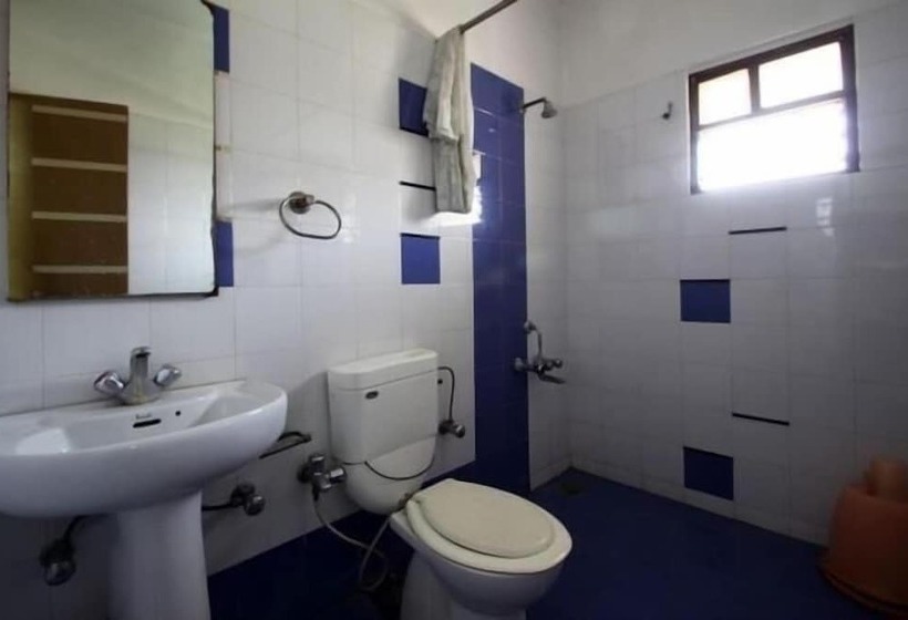 בית מלון כפרי Shrinathinn