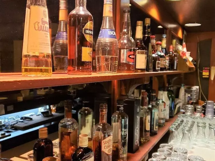 Hotelli Super 8 By Wyndham Spruce Grove