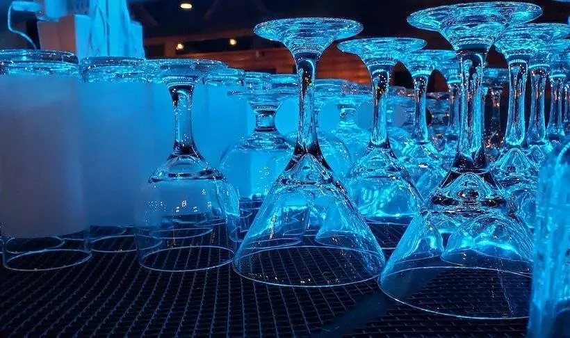 Hotelli Super 8 By Wyndham Spruce Grove