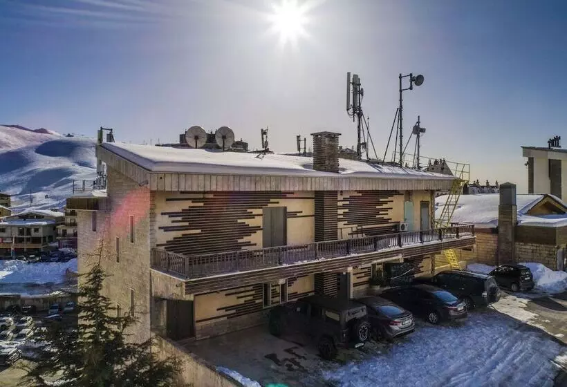 Mzaarviews Chalets